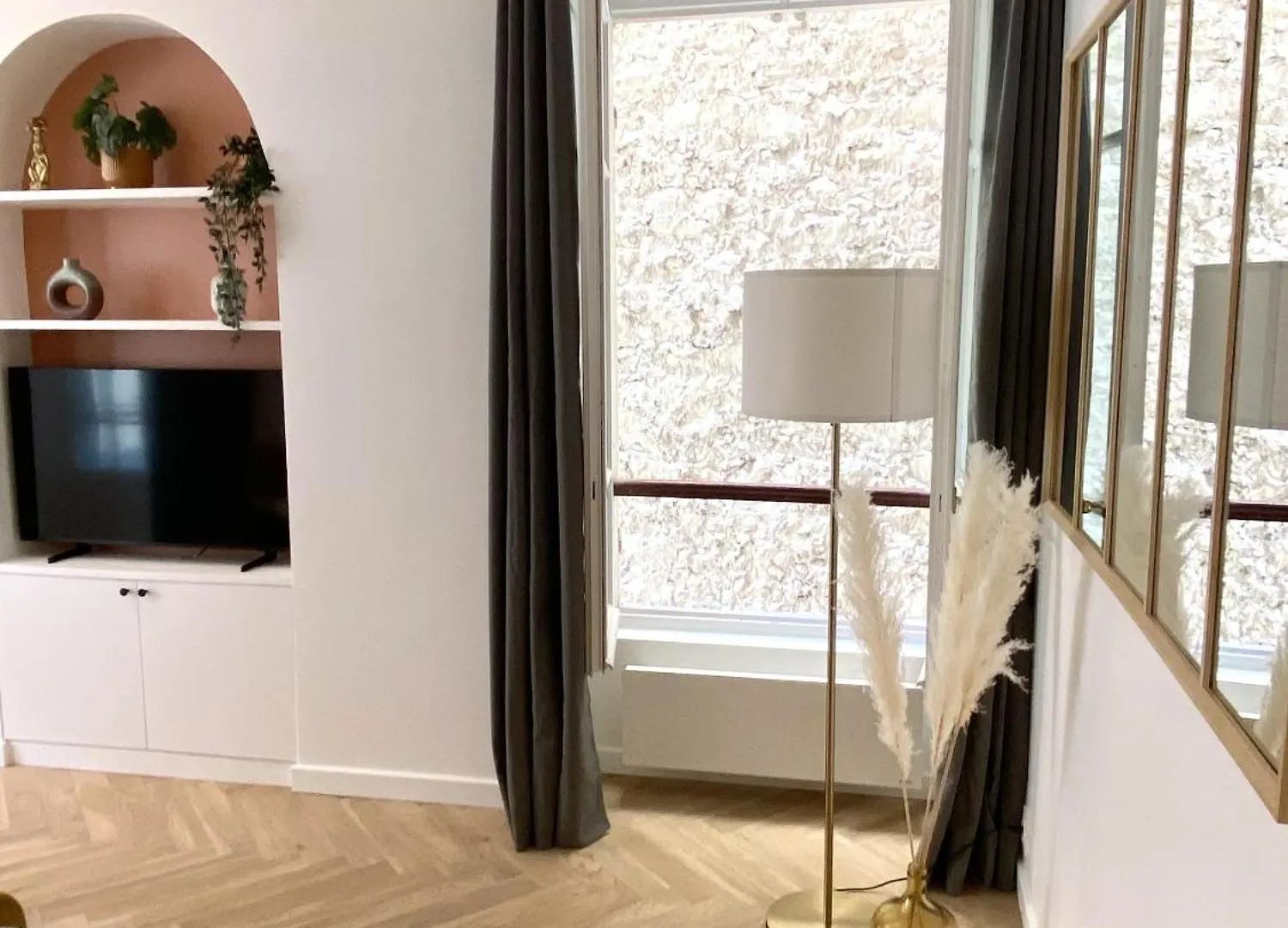 Brand New - Rue Cler Paris