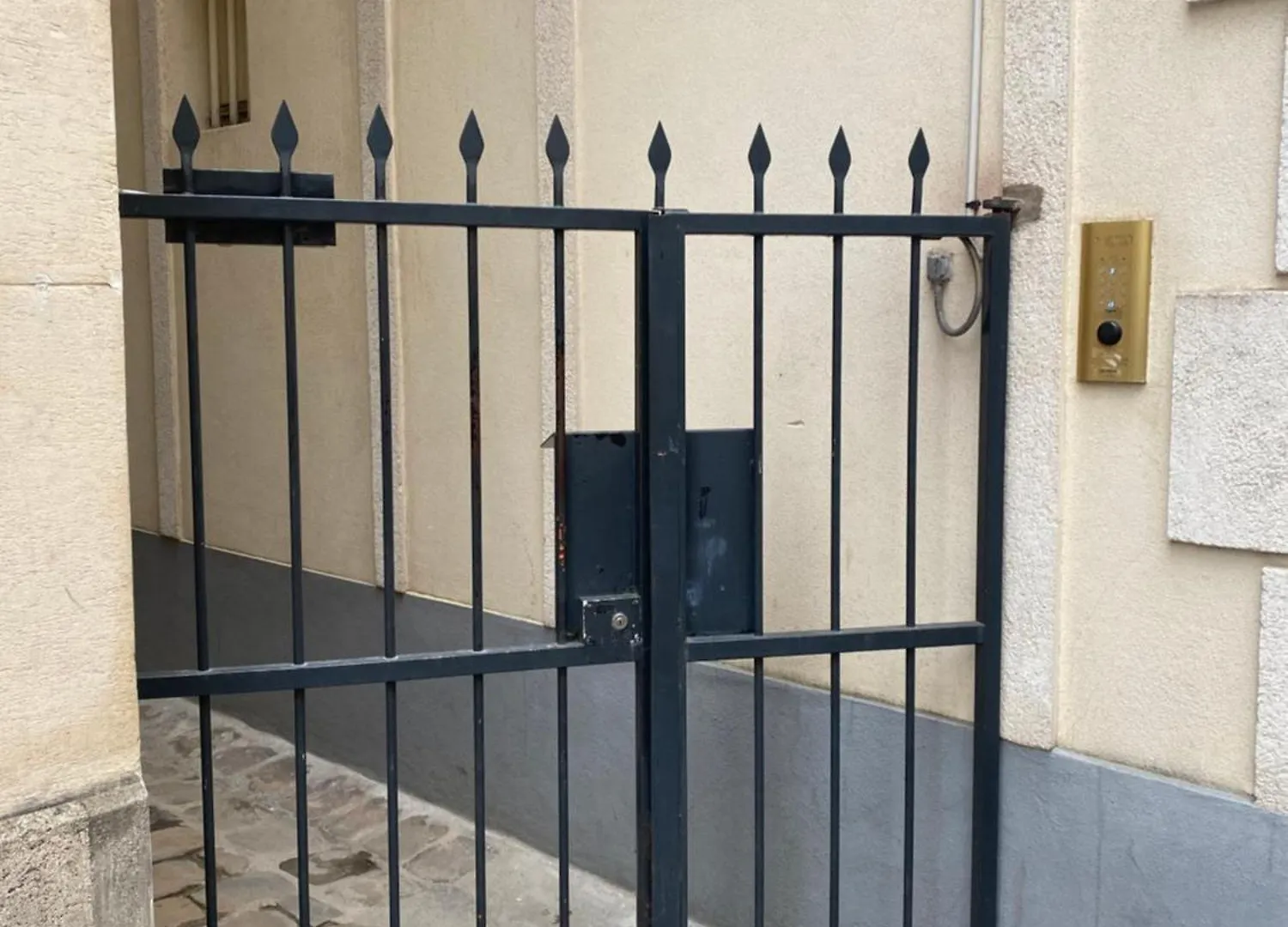 Brand New - Rue Cler Apartment *